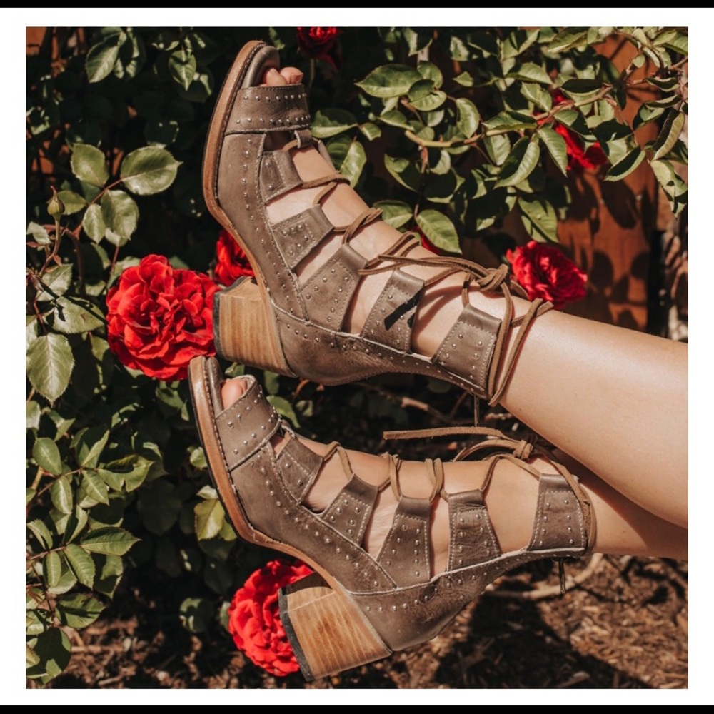 Freebird Hazel Sandals